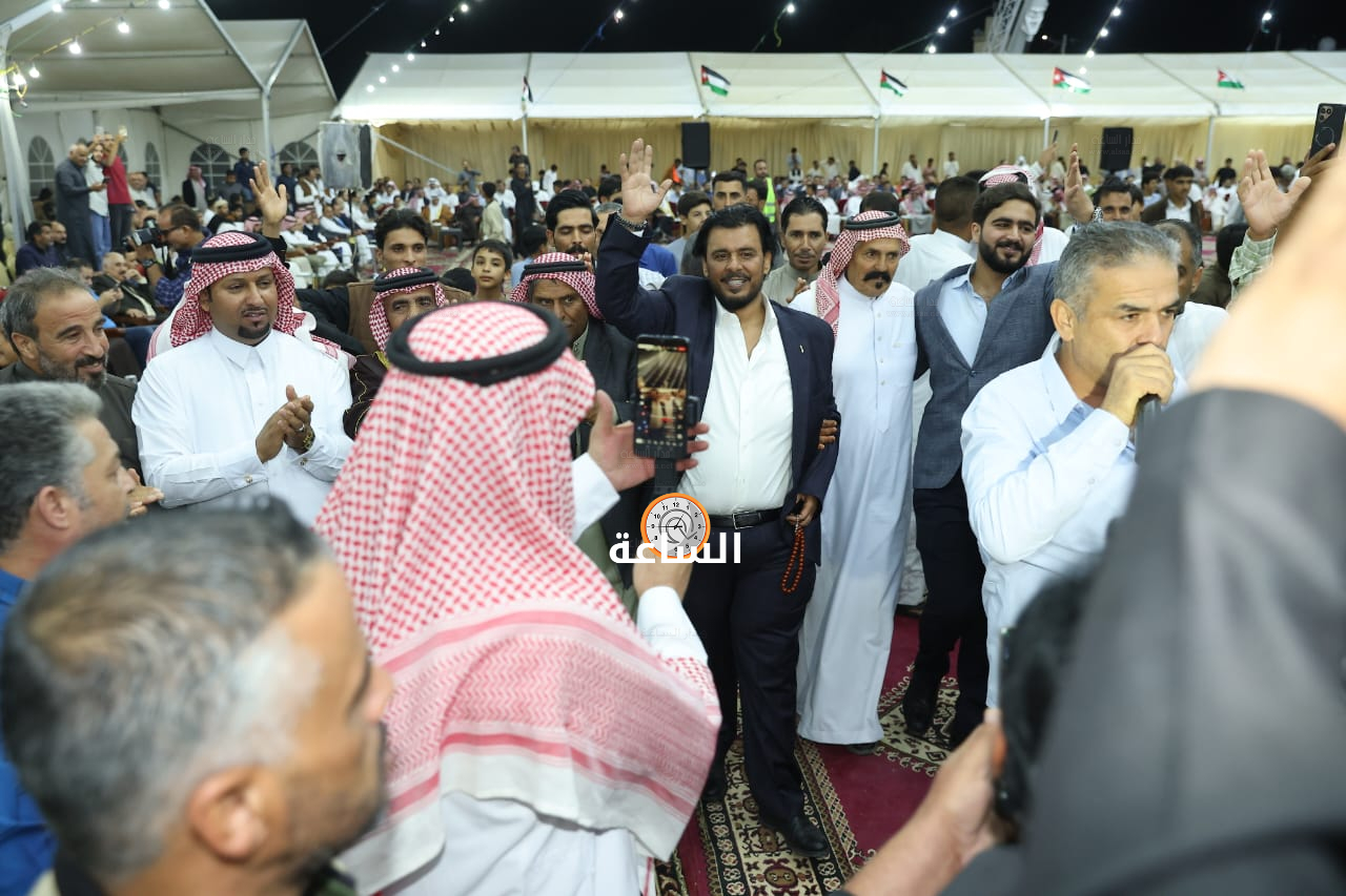 Madar Al-Saa Images 0.12128818479831216