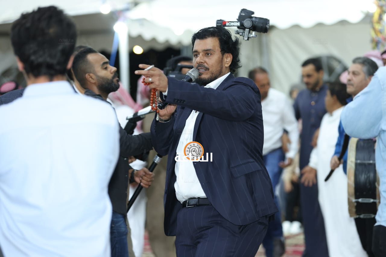 Madar Al-Saa Images 0.22986468846837338