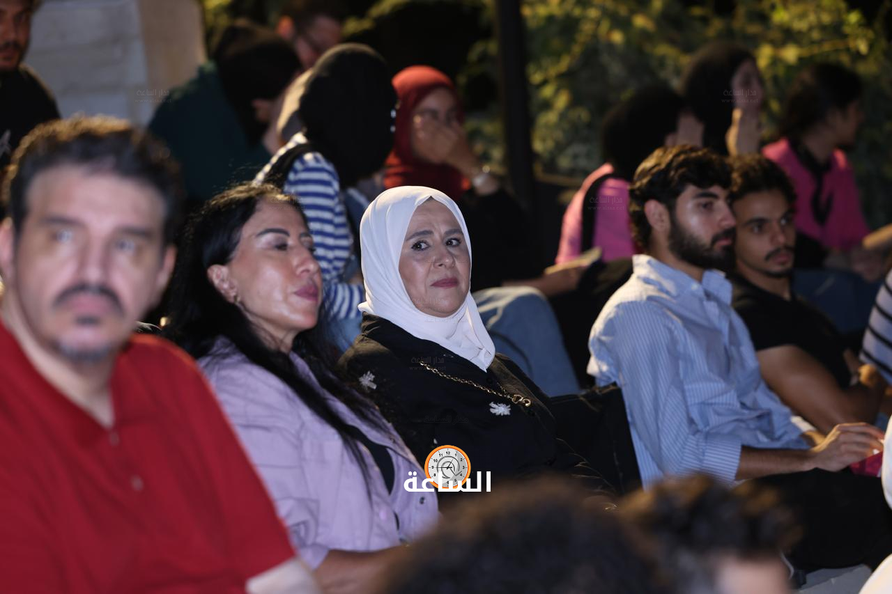 Madar Al-Saa Images 0.7940132007823544