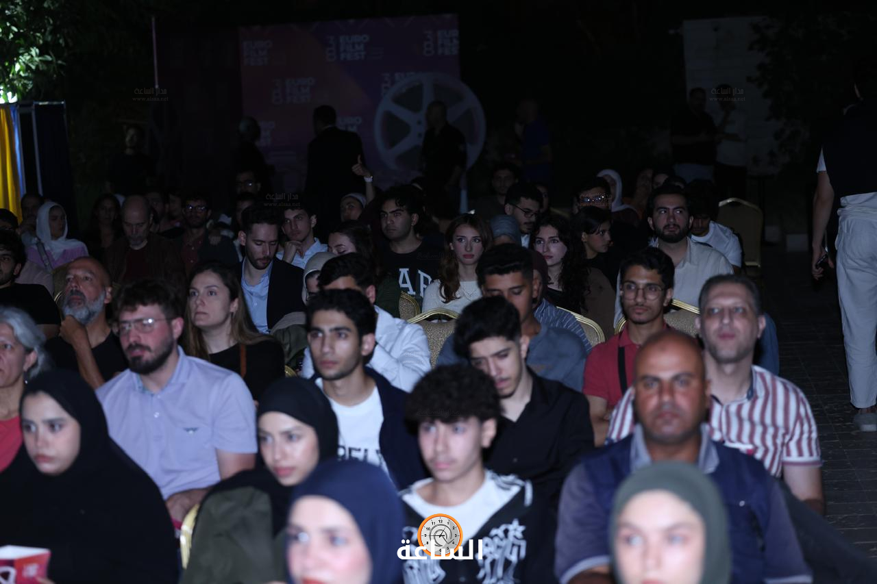 Madar Al-Saa Images 0.6462511342756966