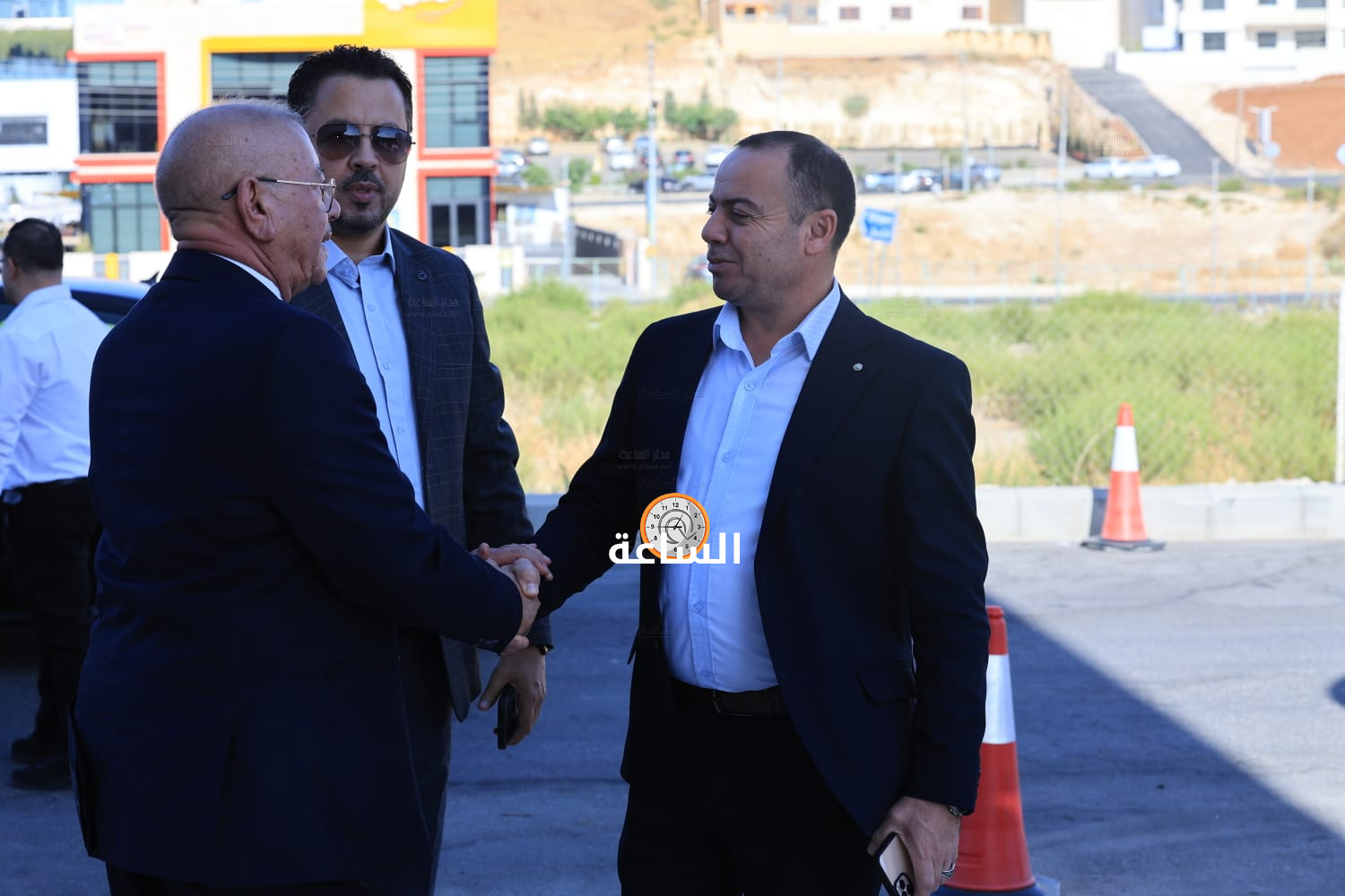 Madar Al-Saa Images 0.3876560982532552