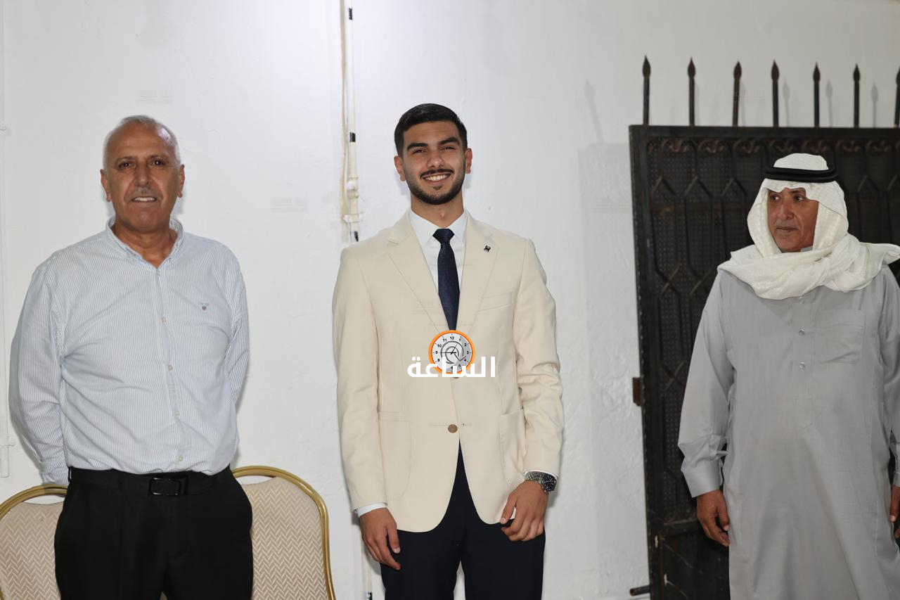 Madar Al-Saa Images 0.3950811158571713