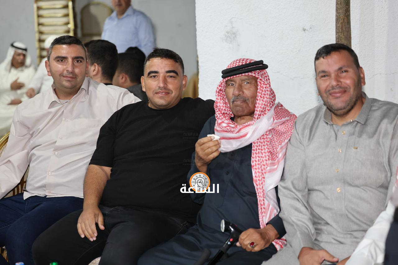 Madar Al-Saa Images 0.9880797815743274