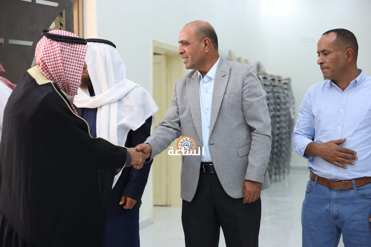 Madar Al-Saa Images 0.46569035222443944