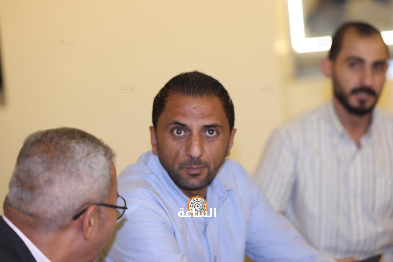 Madar Al-Saa Images 0.683368883284007