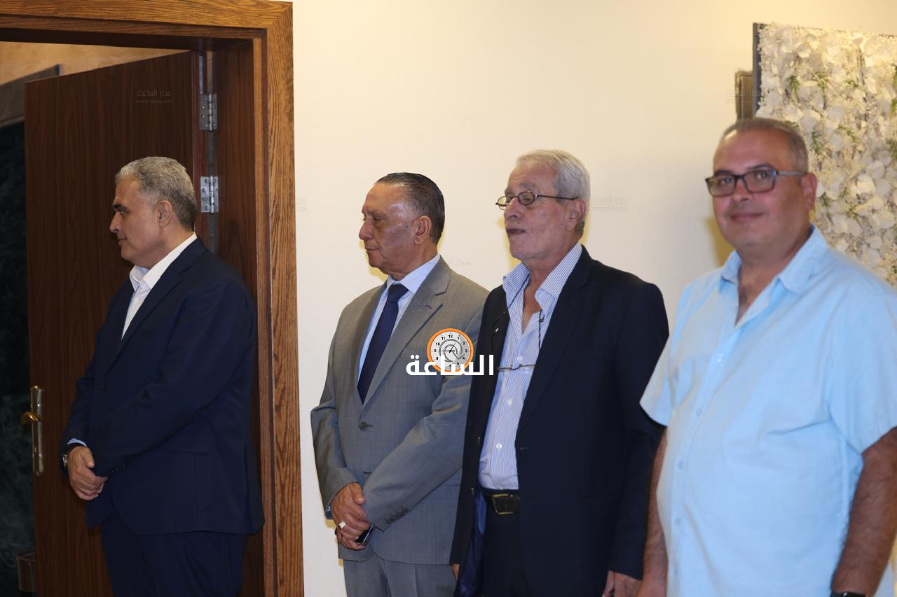 Madar Al-Saa Images 0.48900550893005423