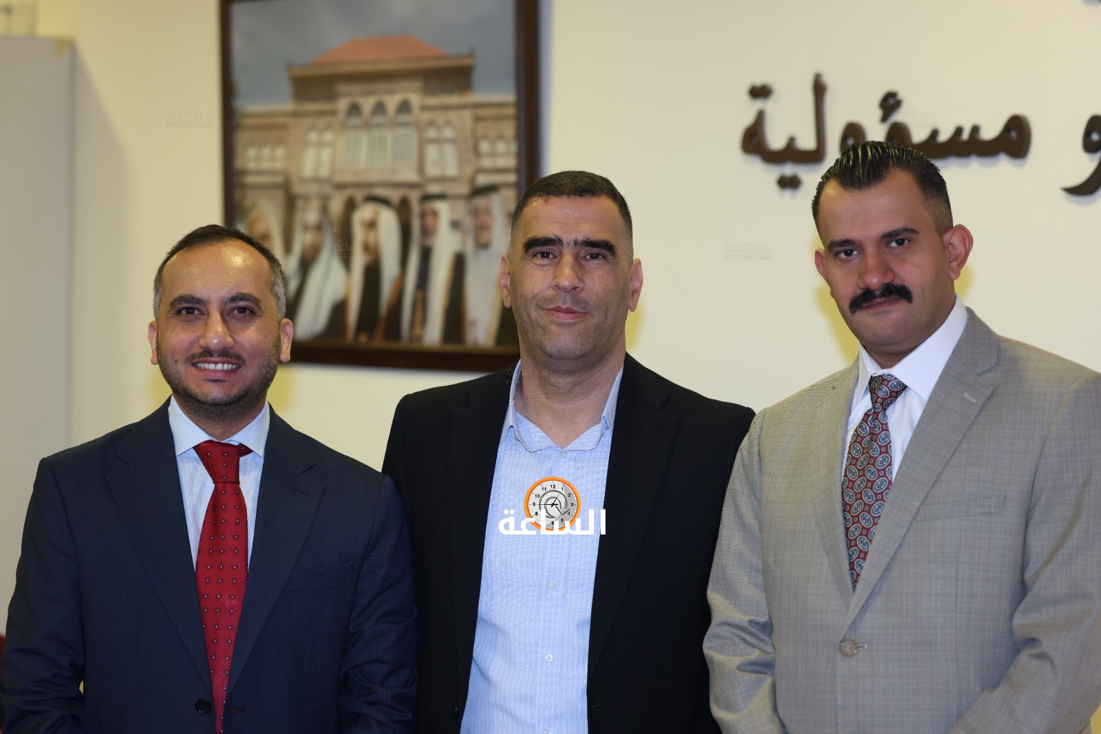 Madar Al-Saa Images 0.0661156546175089