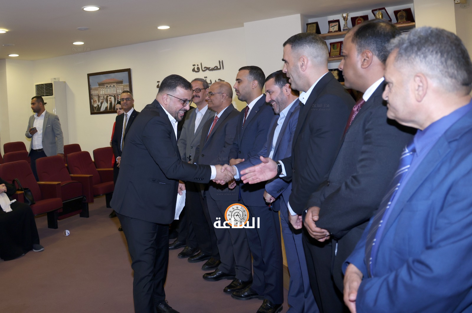 Madar Al-Saa Images 0.2945035045766402