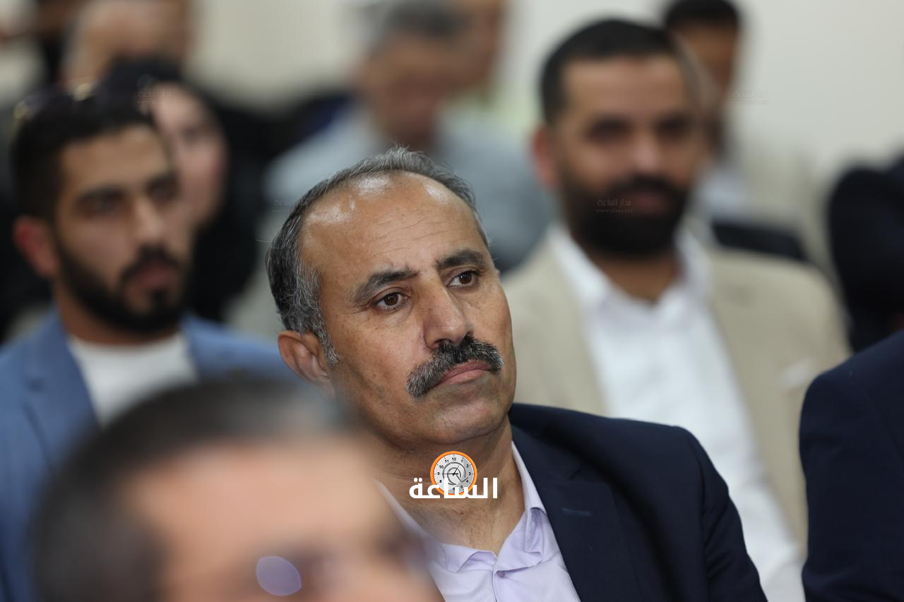 Madar Al-Saa Images 0.8990305045234107
