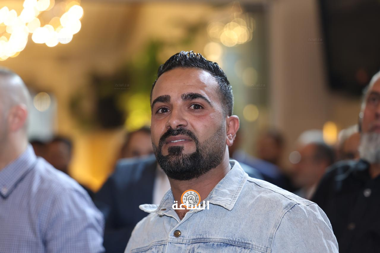 Madar Al-Saa Images 0.572674378377792