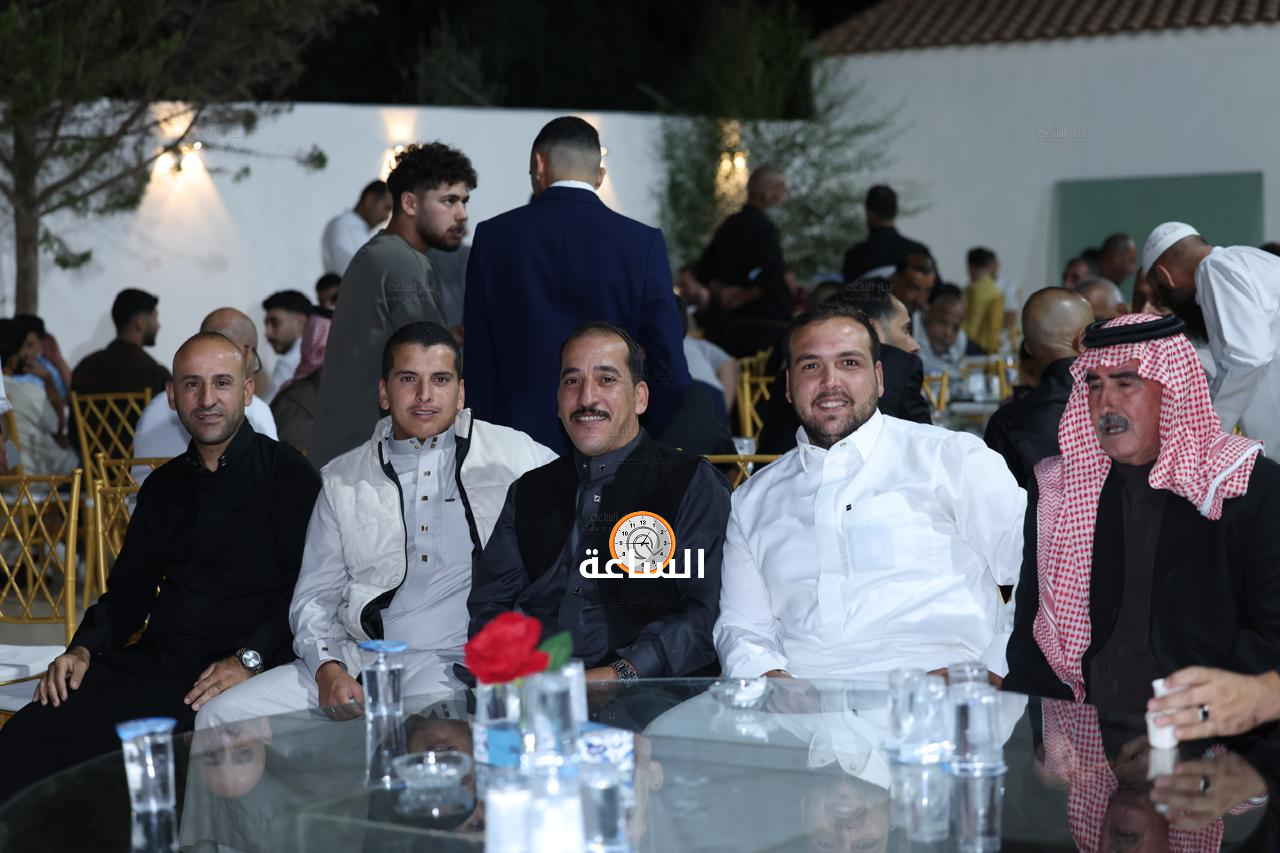 Madar Al-Saa Images 0.4587923410550142