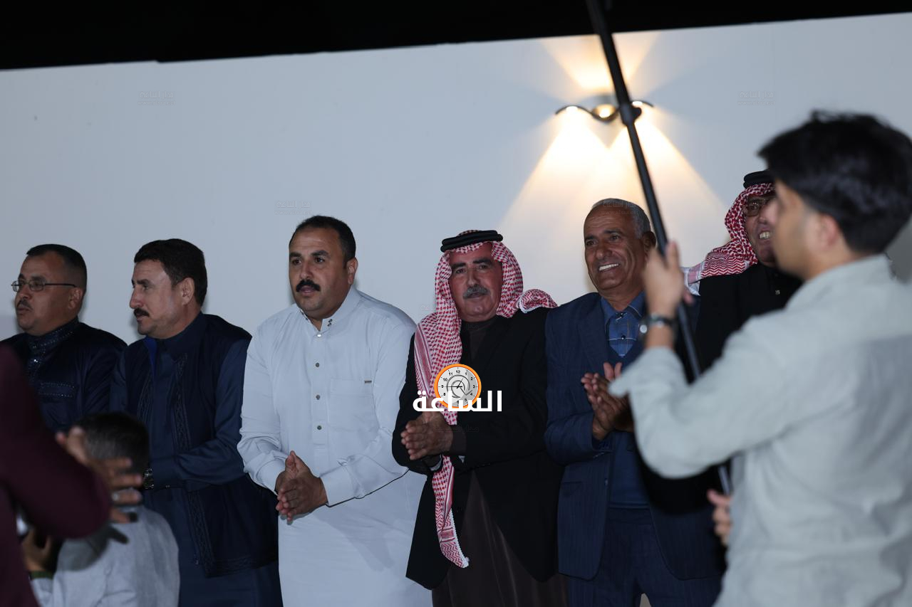 Madar Al-Saa Images 0.7867363438905157