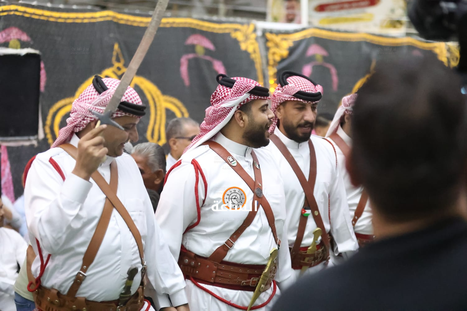 Madar Al-Saa Images 0.08780667391342989