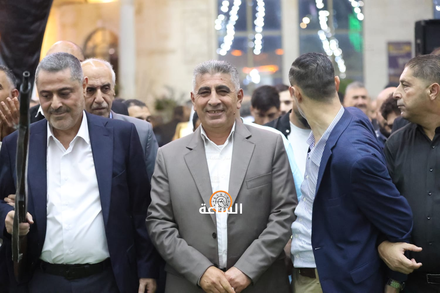 Madar Al-Saa Images 0.724854636233055