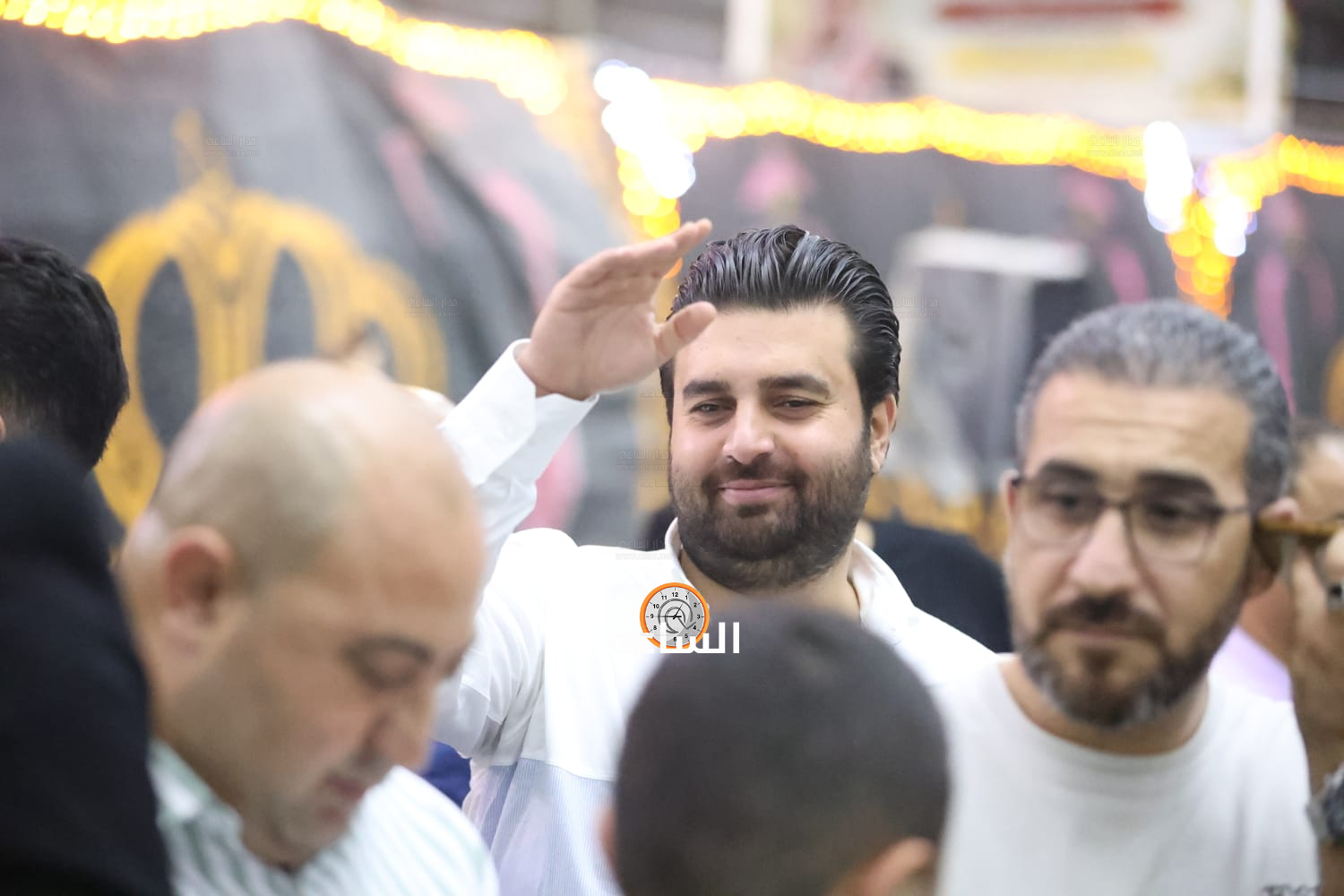 Madar Al-Saa Images 0.9111324865457632