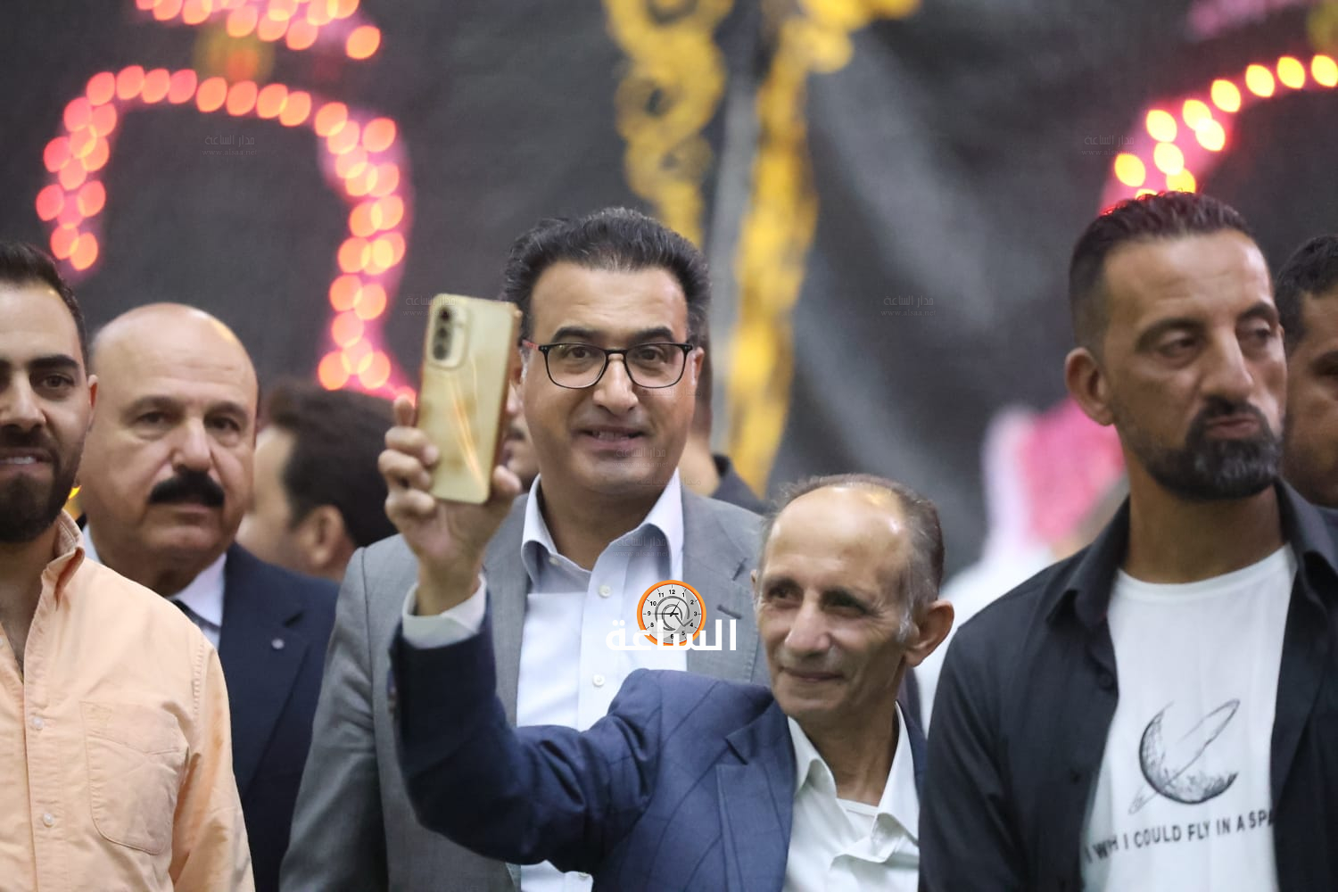 Madar Al-Saa Images 0.10442603690886854