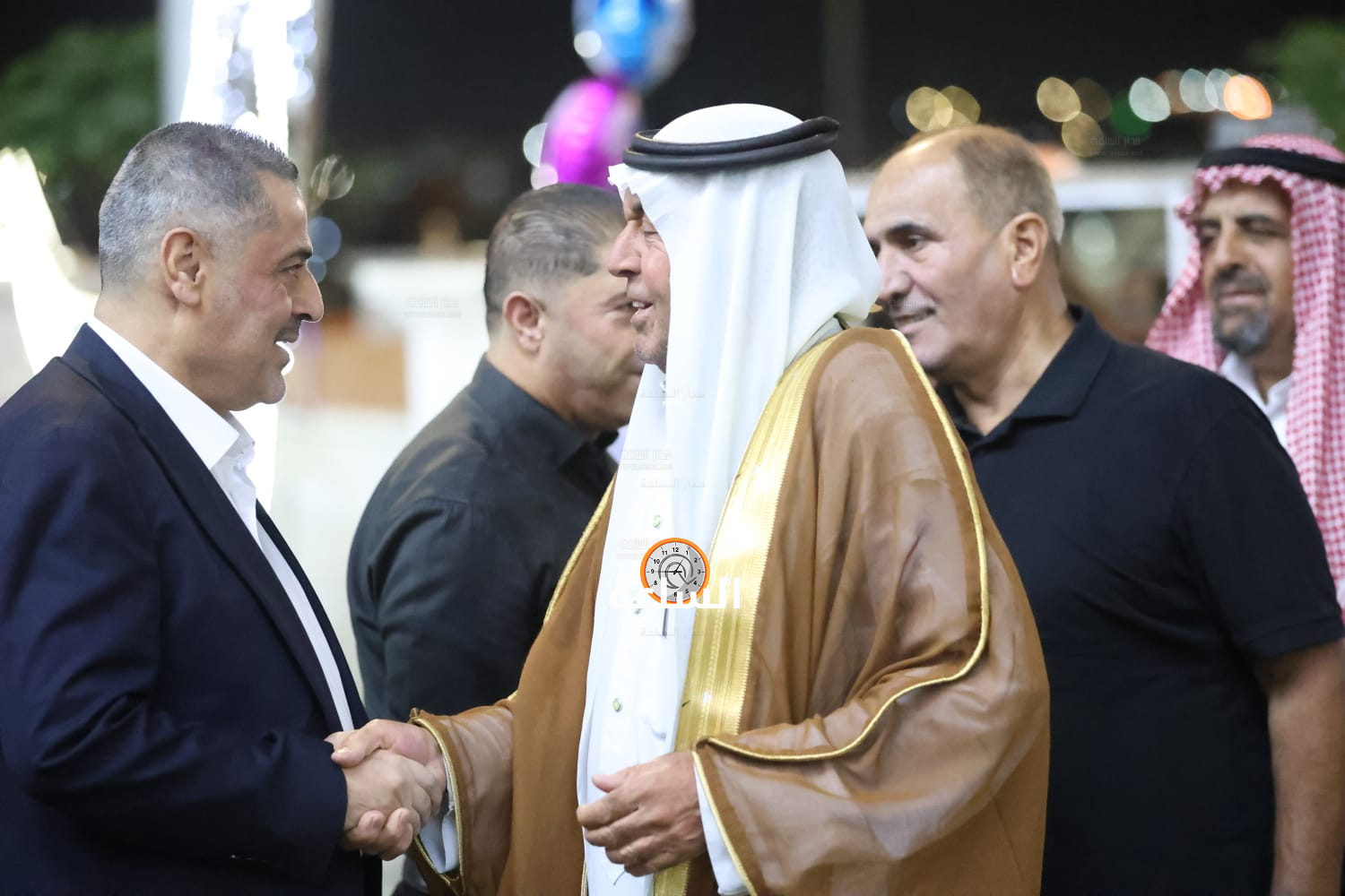 Madar Al-Saa Images 0.04638907544343185