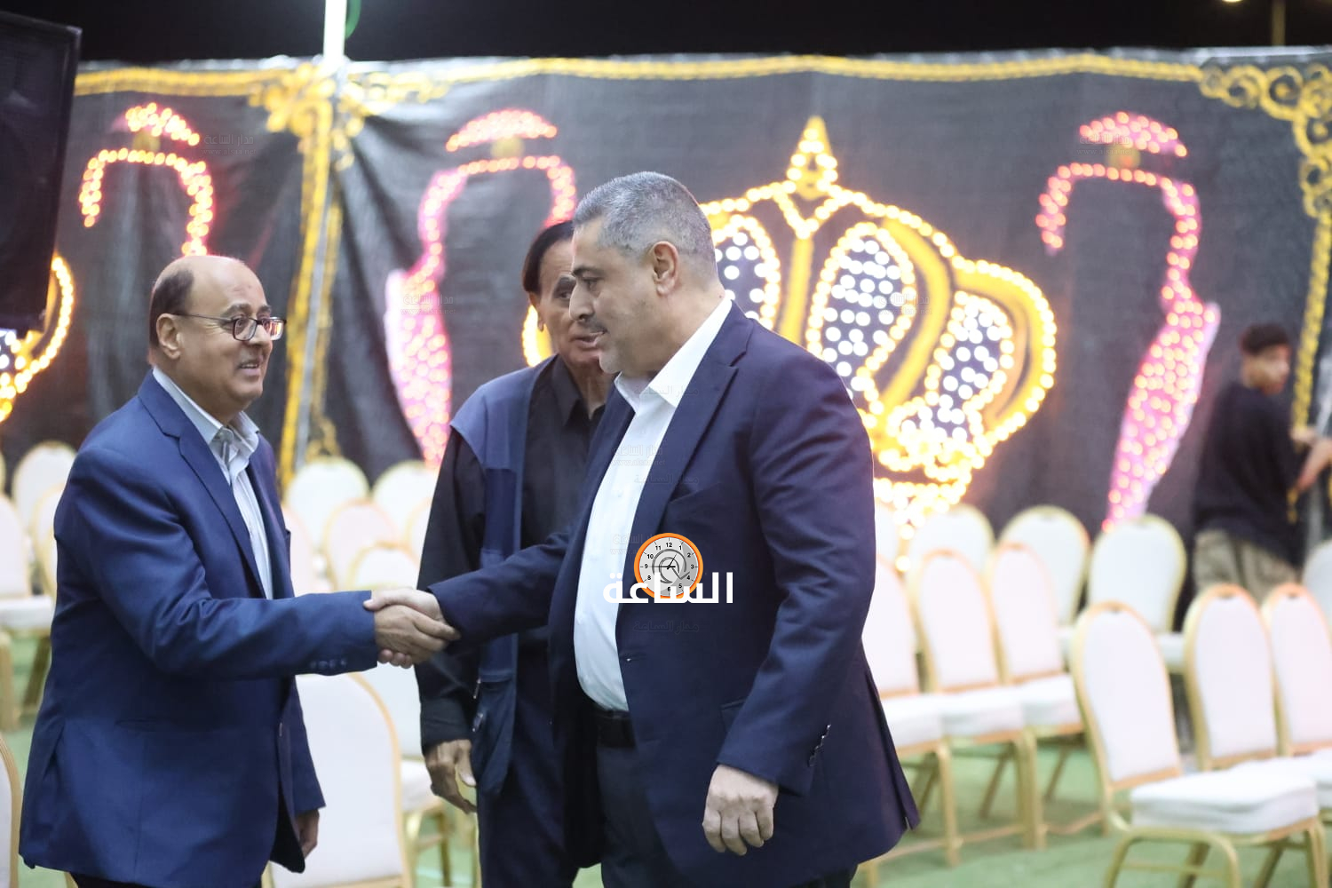 Madar Al-Saa Images 0.432177663795029