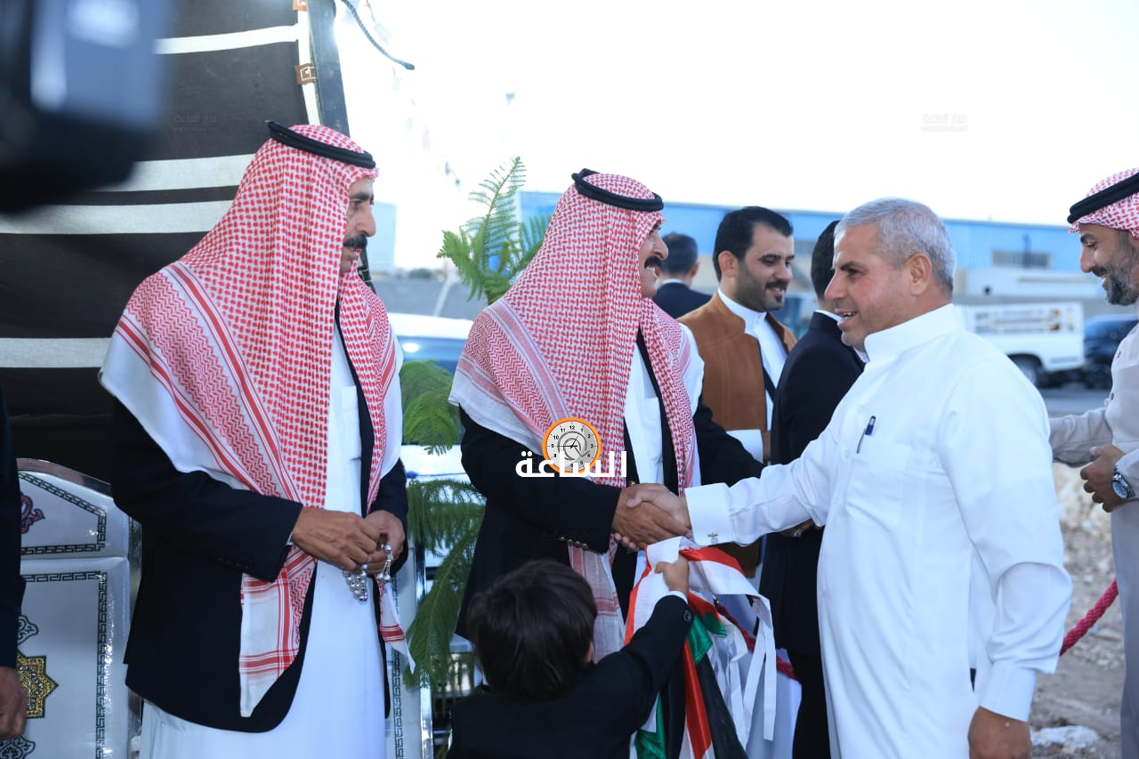Madar Al-Saa Images 0.41679368380416526