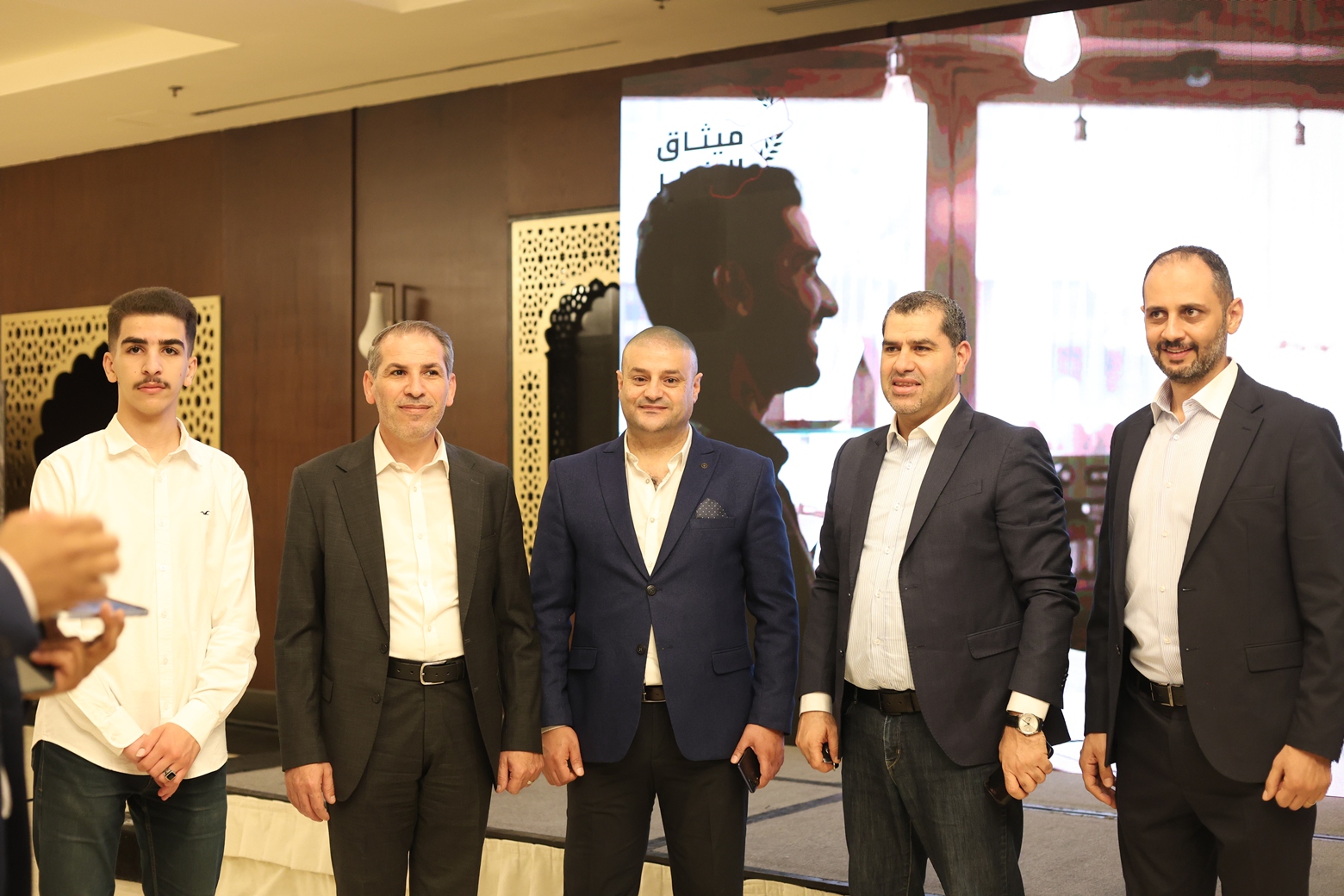 Madar Al-Saa Images 0.12954813294687417