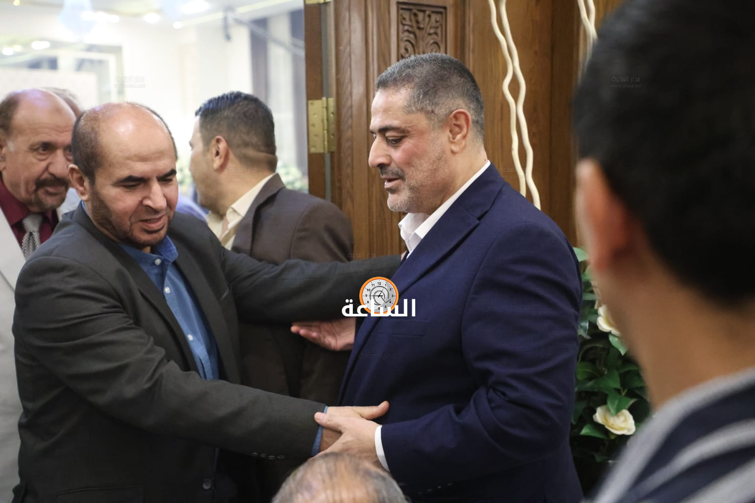 Madar Al-Saa Images 0.6187319723772198
