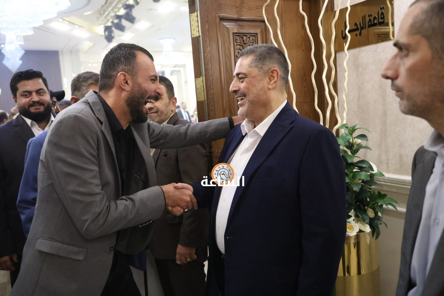 Madar Al-Saa Images 0.3730571473062476