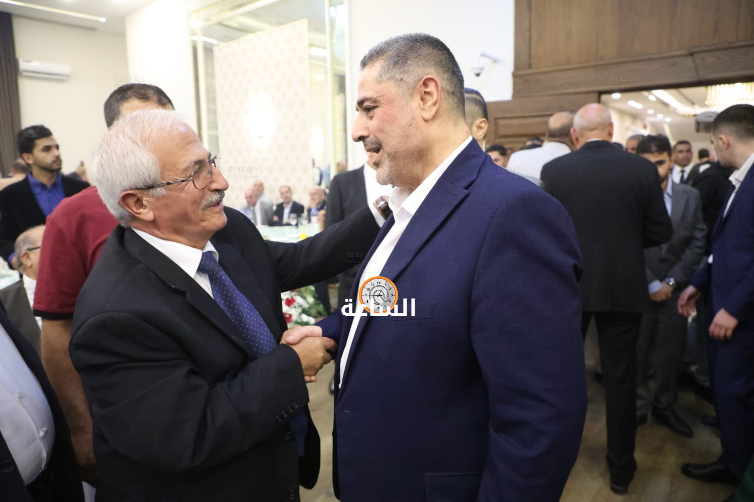 Madar Al-Saa Images 0.9606482059923137