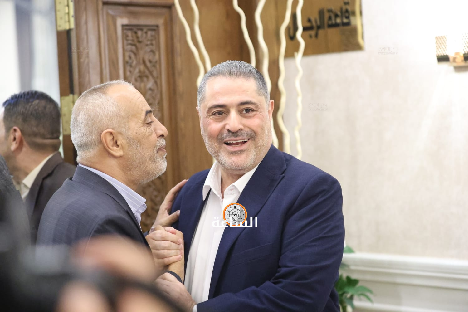 Madar Al-Saa Images 0.18634120780593177