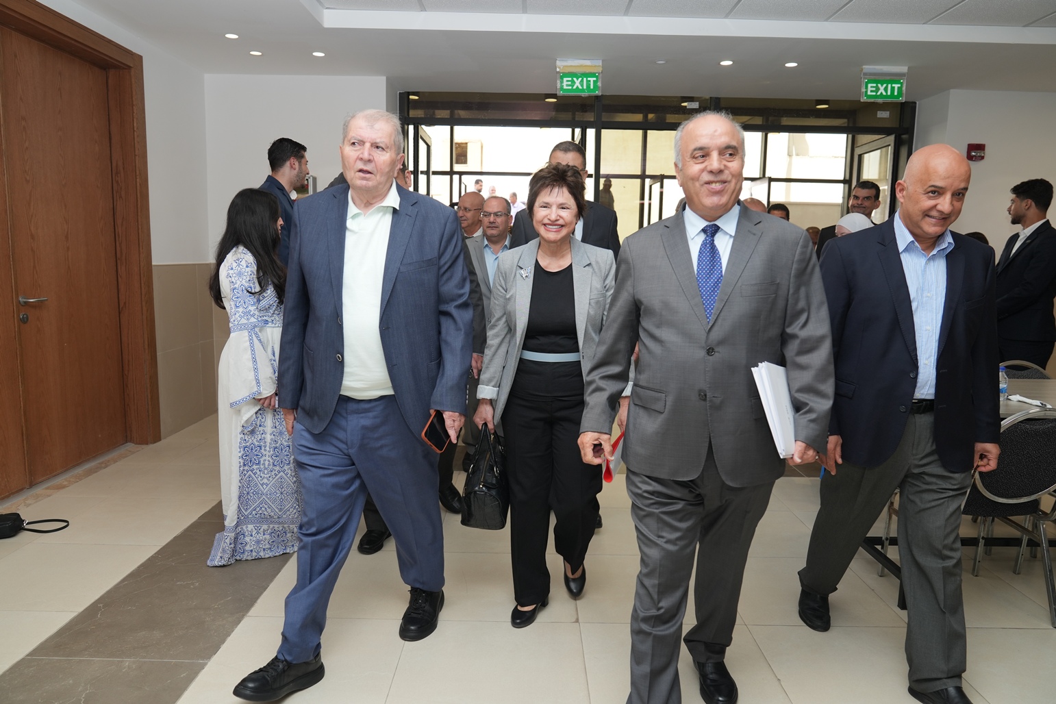 Madar Al-Saa Images 0.2815304884025652