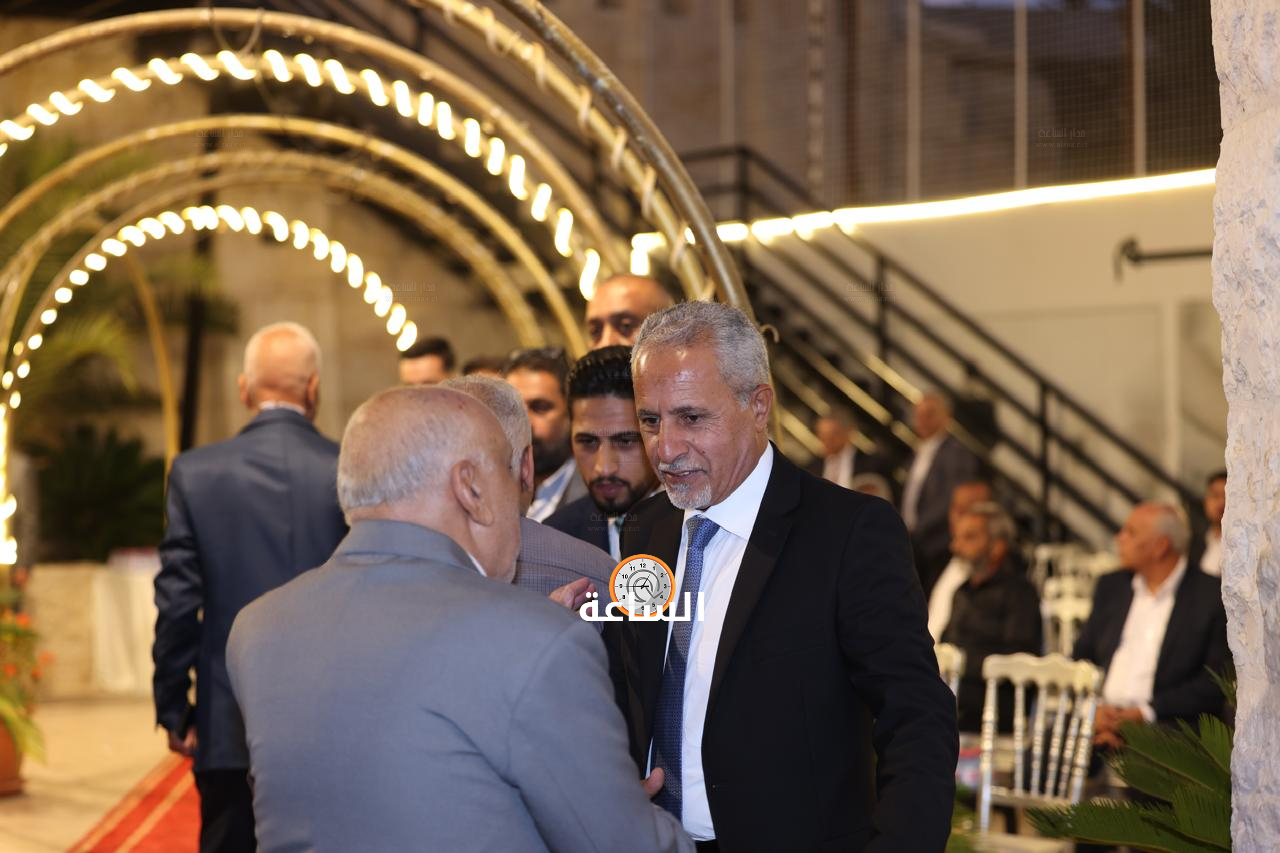 Madar Al-Saa Images 0.8510912995656633