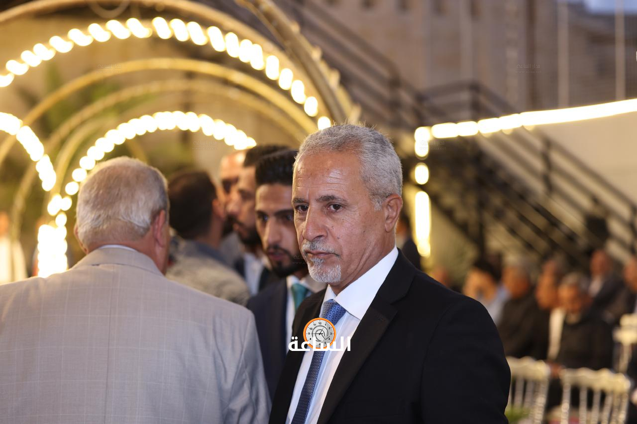 Madar Al-Saa Images 0.04092792610223872