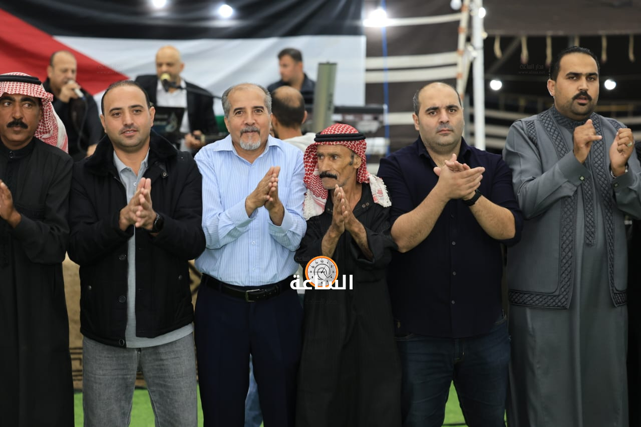 Madar Al-Saa Images 0.38854626916304513