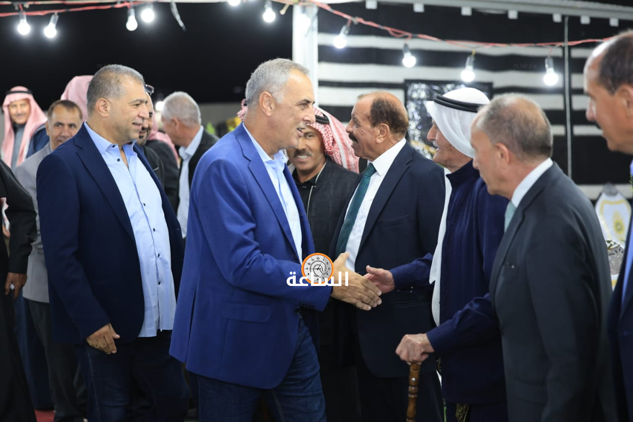 Madar Al-Saa Images 0.05040490552835486