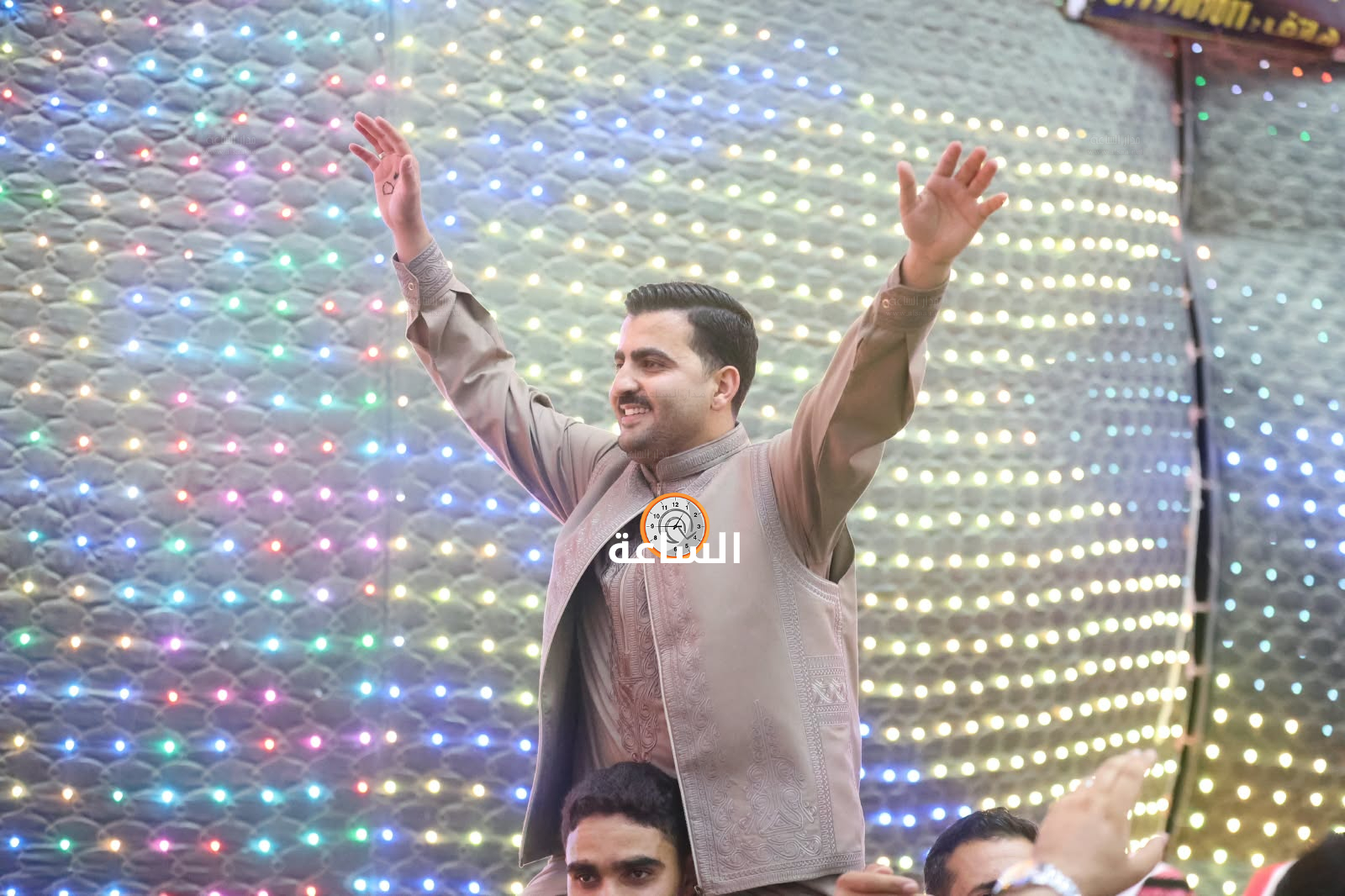 Madar Al-Saa Images 0.7434402836082302