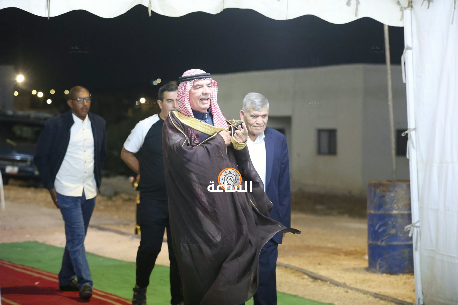 Madar Al-Saa Images 0.1100501100299579