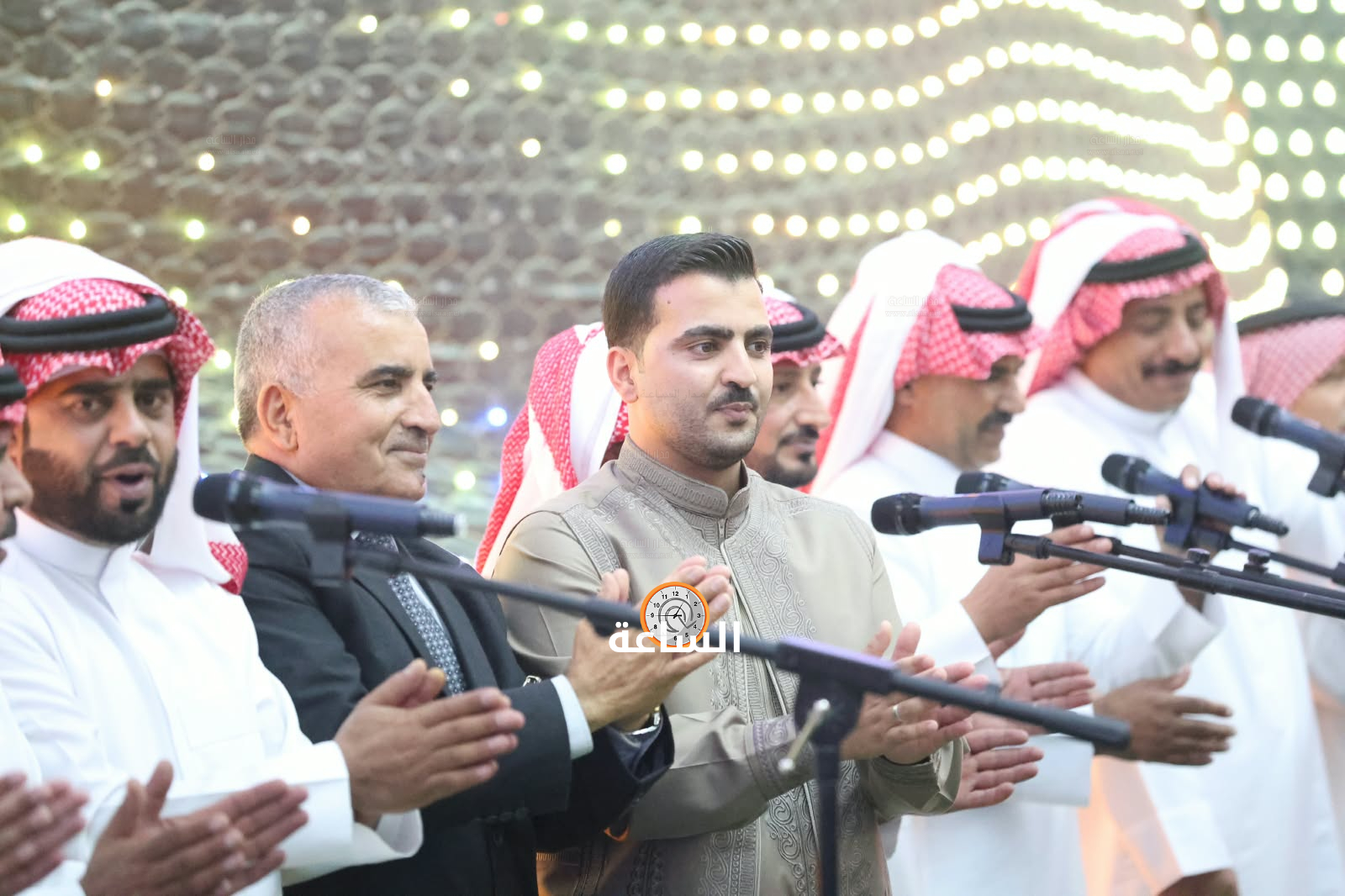 Madar Al-Saa Images 0.9845923513524645