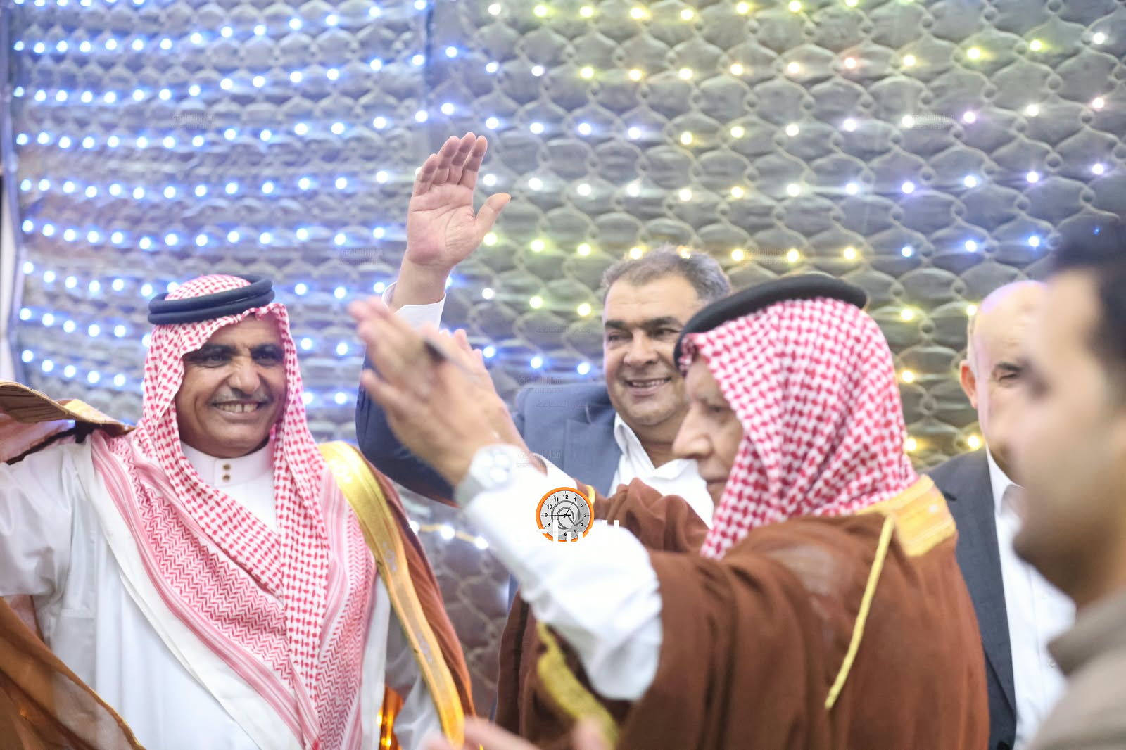 Madar Al-Saa Images 0.8561214265738107