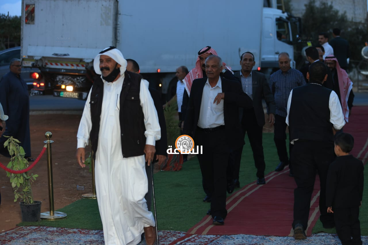 Madar Al-Saa Images 0.7752133617709392