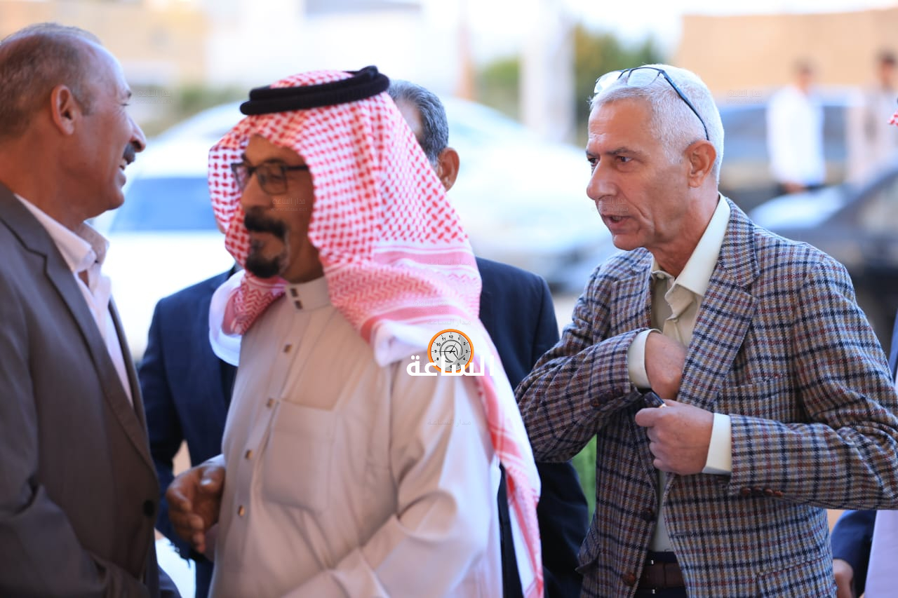 Madar Al-Saa Images 0.8586397211487332