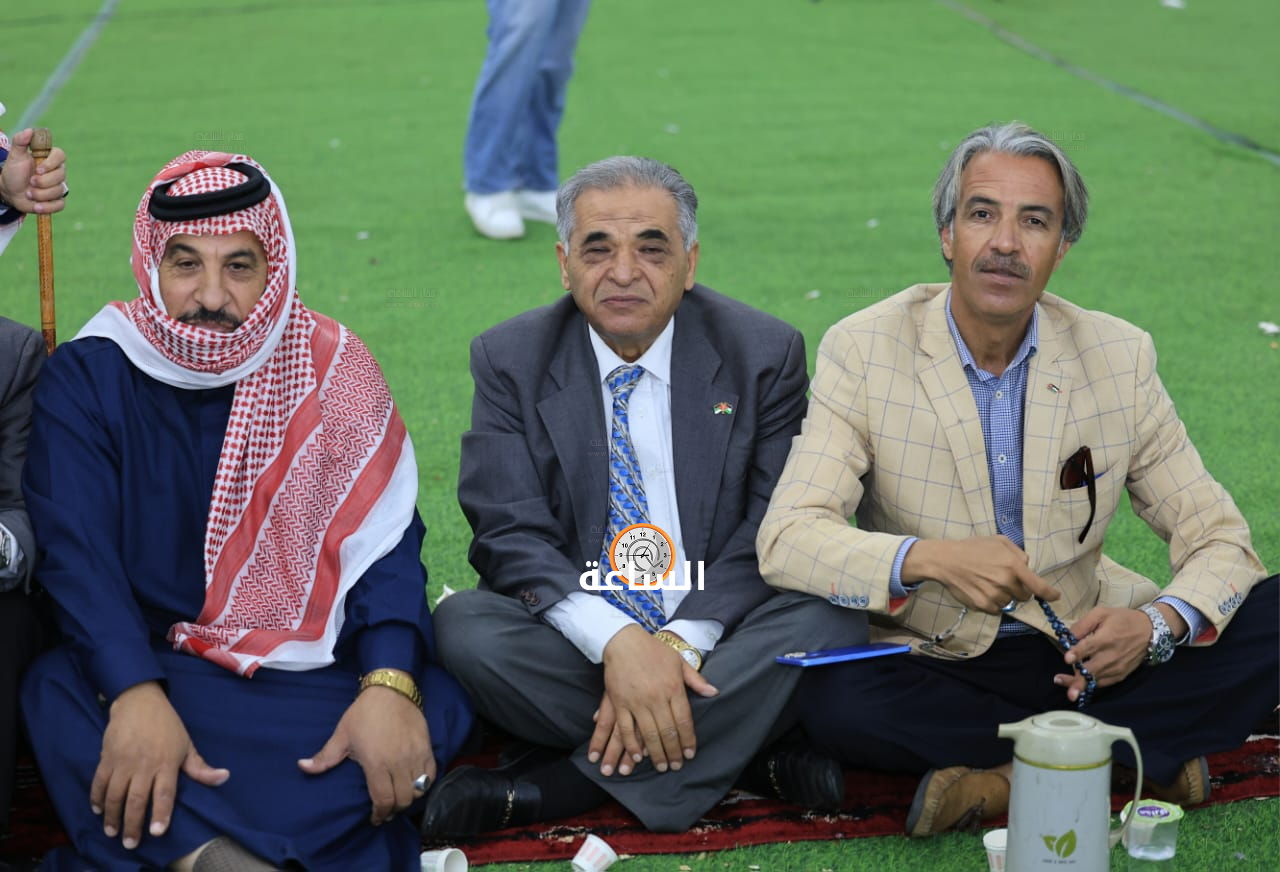 Madar Al-Saa Images 0.5701403828238543