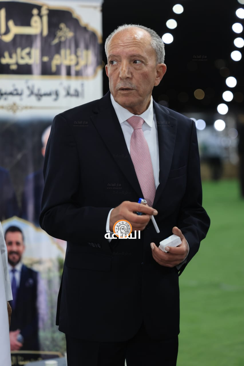 Madar Al-Saa Images 0.8833540454874559
