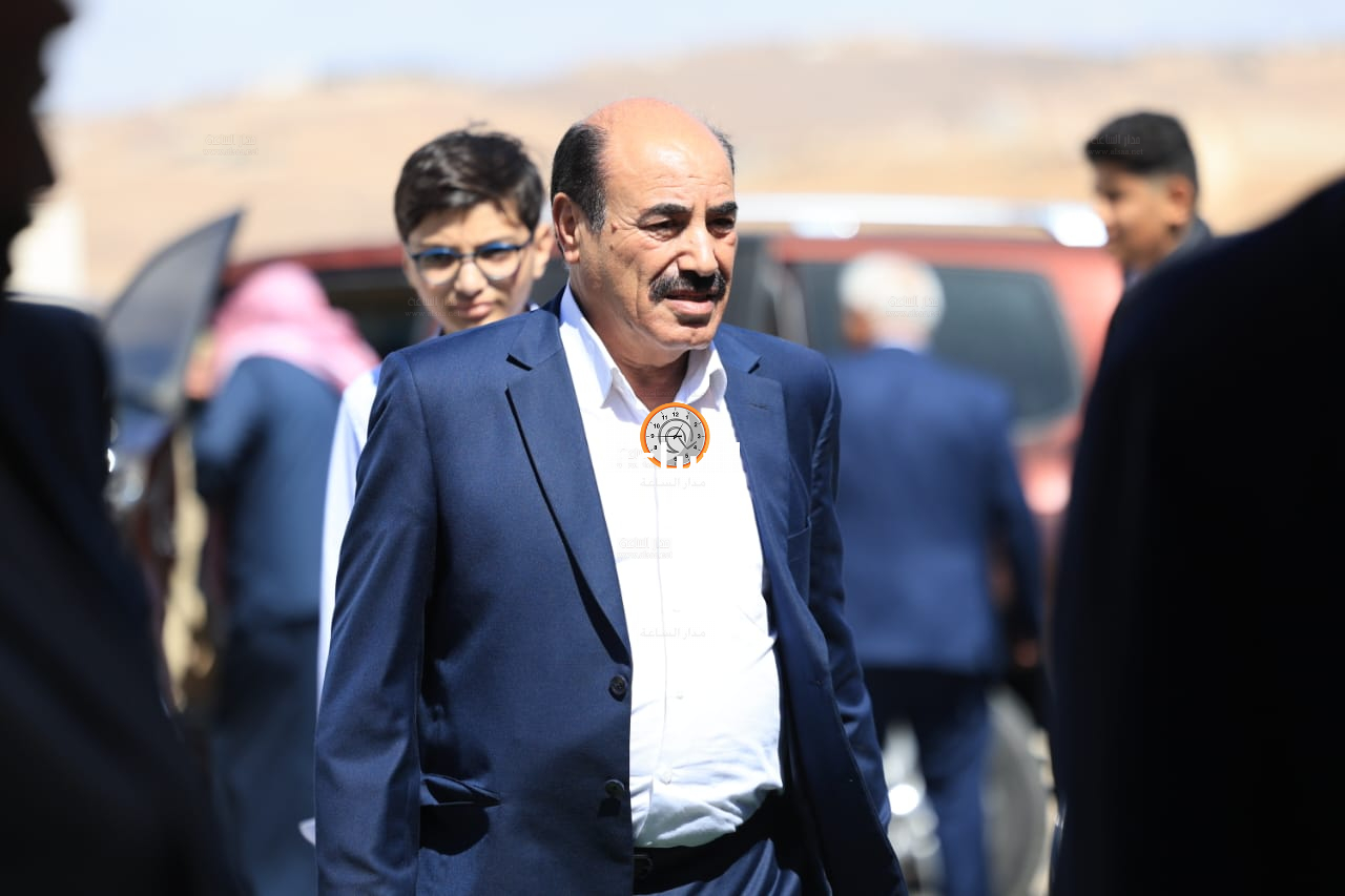Madar Al-Saa Images 0.9391376671133177