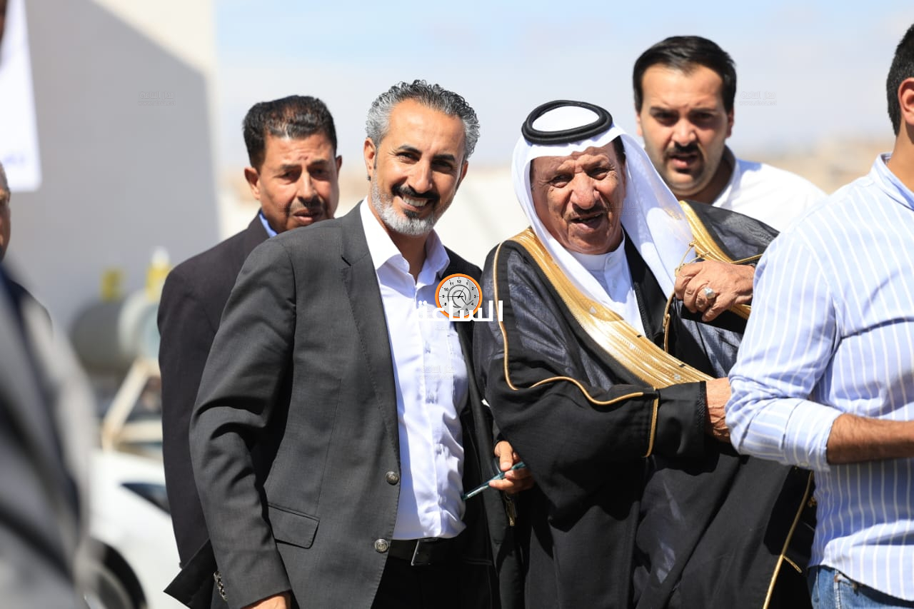 Madar Al-Saa Images 0.4342978045590109