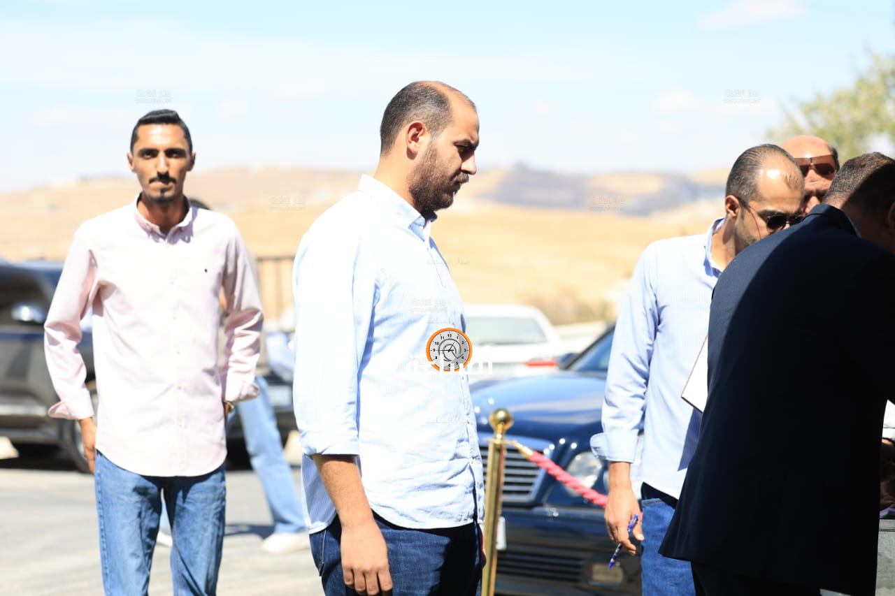 Madar Al-Saa Images 0.9152463198582892