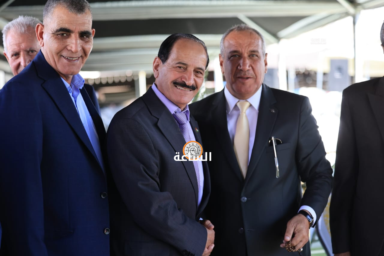 Madar Al-Saa Images 0.3936862799609595