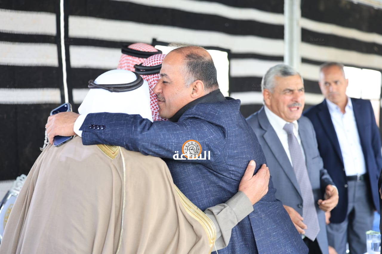 Madar Al-Saa Images 0.48530452651352585