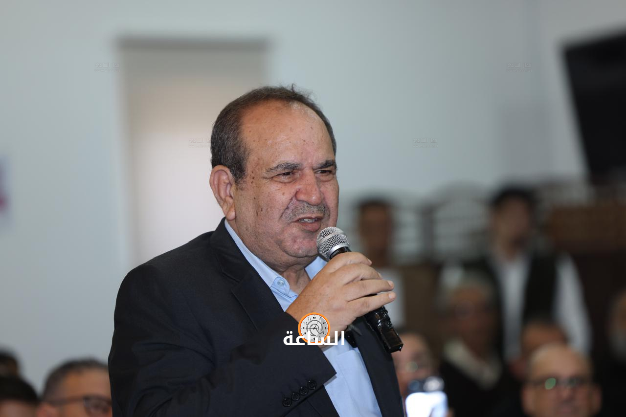 Madar Al-Saa Images 0.4589152817157054