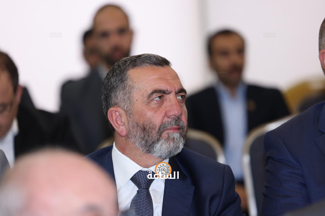 Madar Al-Saa Images 0.546240455487185