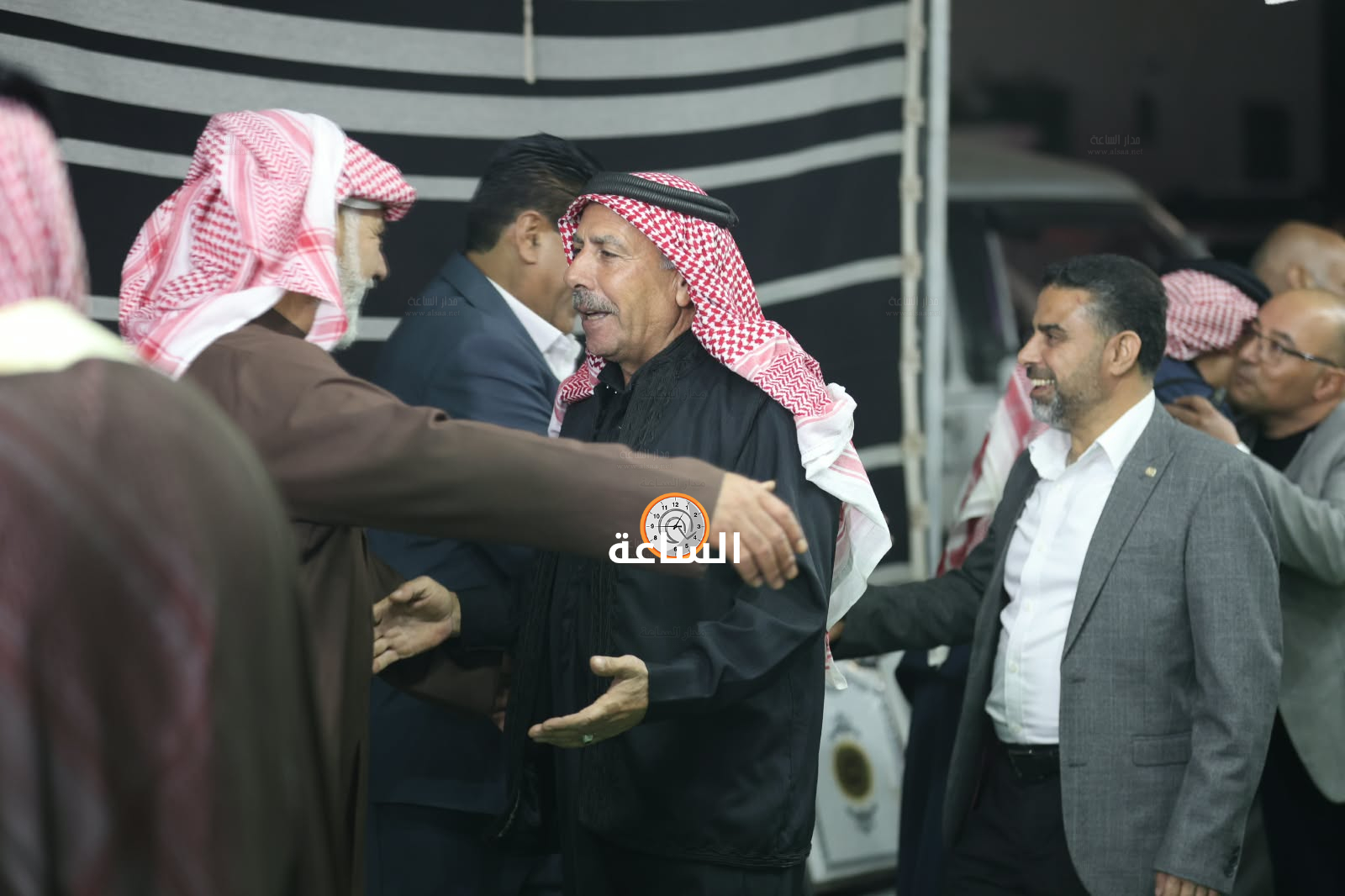 Madar Al-Saa Images 0.4905421884660258