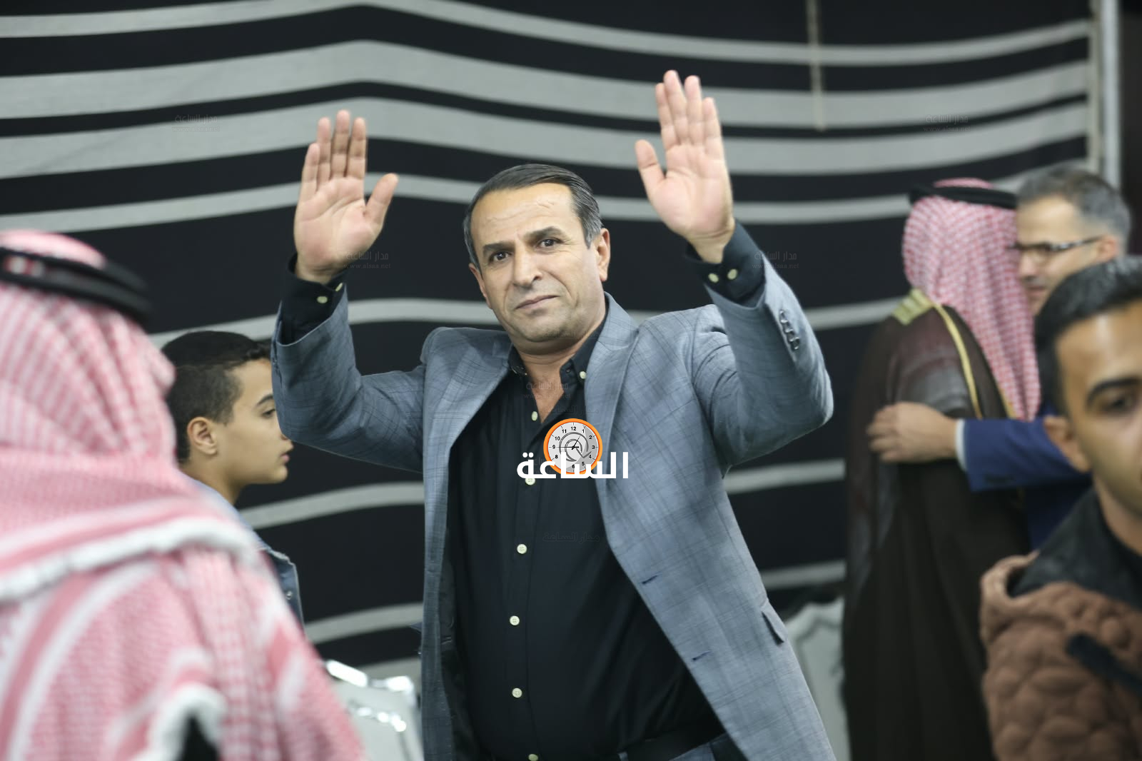Madar Al-Saa Images 0.031013096371941273